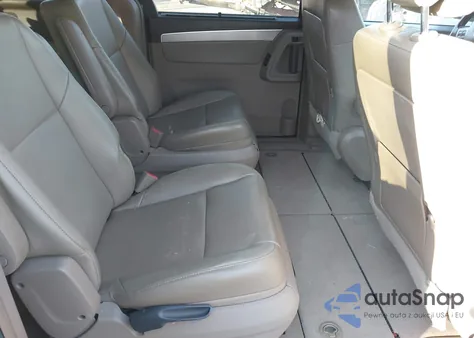 2011 Volkswagen Routan Se z USA, uszkodzony, nr VIN 2V4RW3DG3BR634058